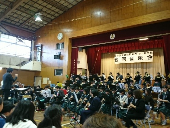 鹿浜地区小中学校合同音楽会